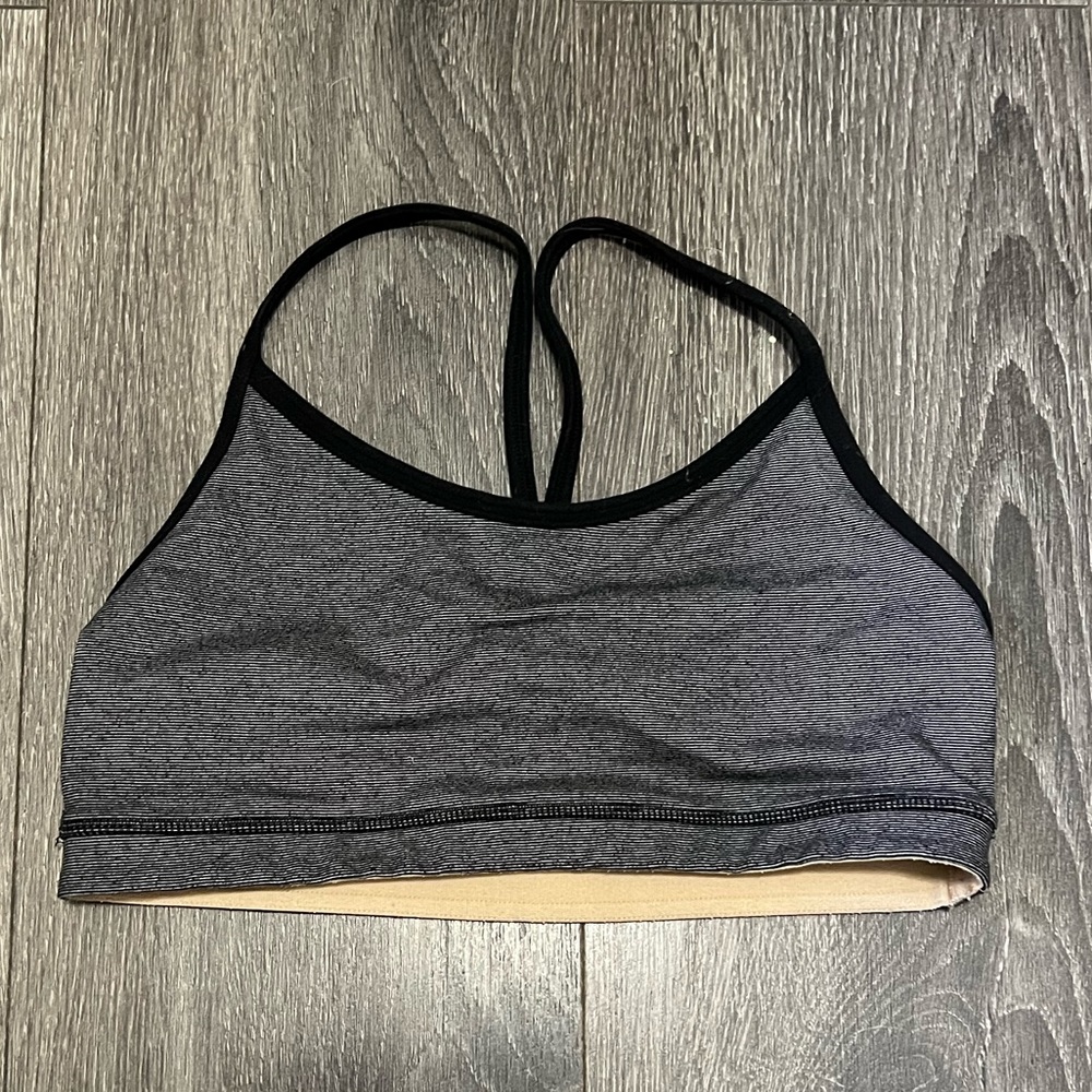 Lululemon Flow Y bra